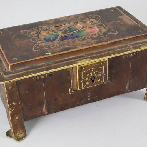 Arts & Crafts Schatulle / An Arts and Crafts casket, wohl Archibald Knox (1864-1&hellip;