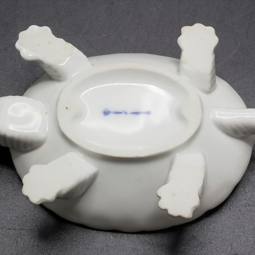 Konvolut aus 3 Porzellanteilen / 3 pieces of porcelain, KPM, Berlin, 20. Jh. Com&hellip;