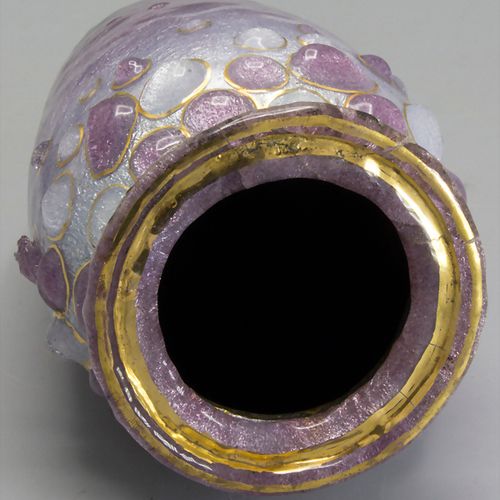 Emailziervase / An enamelled decorative vase, Limoges, um 1920 Material: cuerpo &hellip;