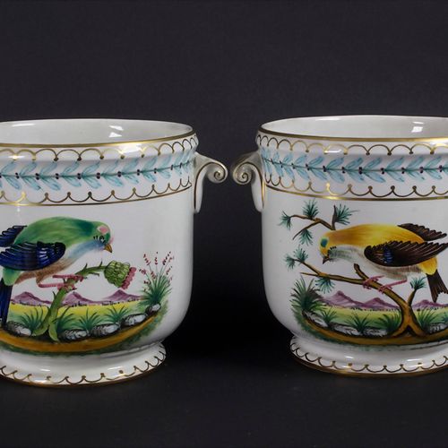 Paar Cachepots mit Singvögeln / A pair of cachepots with songbirds, ESTE, Italie&hellip;