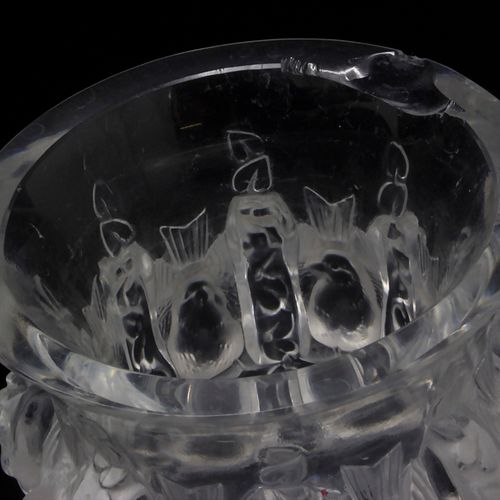 Konvolut aus 8 Teilen Glaskunst / A set of 8 art glass pieces, 20. Jh. Composé d&hellip;