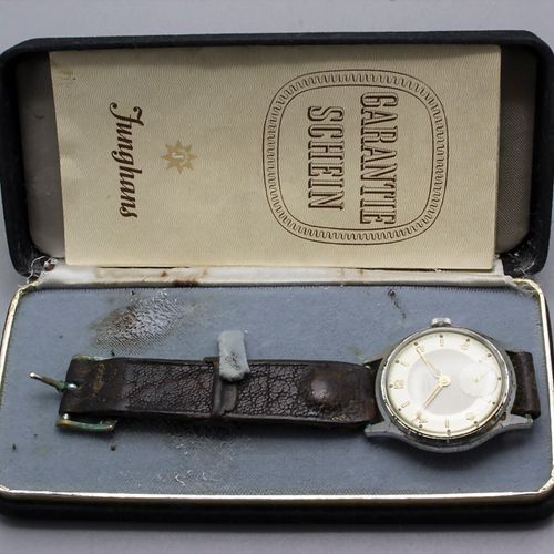 HAU Chronometer Junghans Nr. 82, 16 Jewels / A men's wrist watch, Junghans, Schr&hellip;