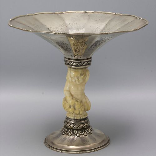 Jugendstil Fußschale mit Putto / An Art Nouveau silver footed bowl with a cherub&hellip;