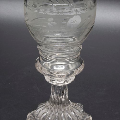 Barock Weinglas / A Baroque wine glass, um 1700 材料：无色玻璃，有切割装饰，
高度：13厘米，
状态：良好，唇缘&hellip;