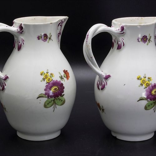 Paar Milchkannen / 2 milk jugs, Wien / Vienna, Mitte 18. Jh. Material: porcelana&hellip;