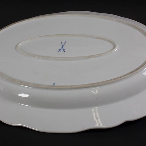 Große Zwiebelmuster Servierplatte / A large onion pattern serving plate, Meissen&hellip;