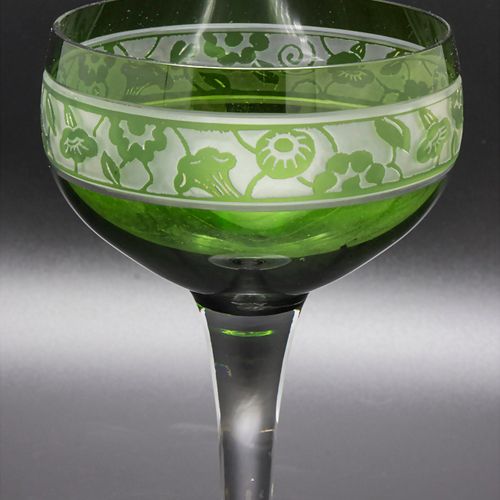 Jugendstil Stengelglas / An Art Nouveau wine glass, Cristal Nancy, um 1920 Mater&hellip;