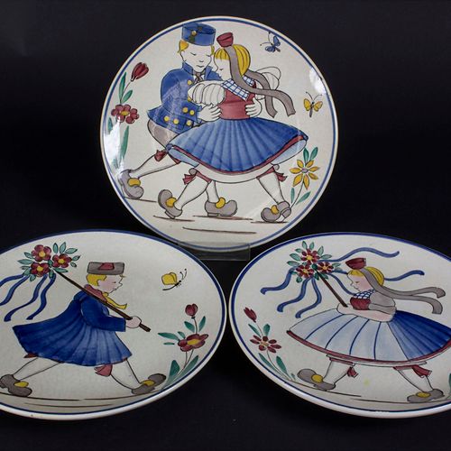 3 Teller / 3 plates, Wächtersbach, um 1950 Materiale: ceramica, dipinta e smalta&hellip;