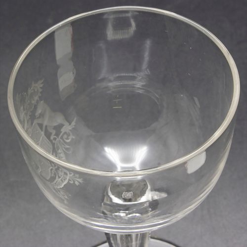 Likörglas / A liqueur glass, Böhmen, um 1880/90 Matériau : verre incolore, face &hellip;