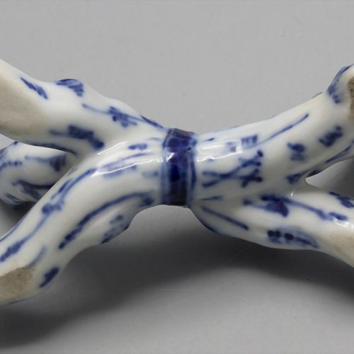 6 ausgefallene Messerbänke / A set of 6 rare knife rests, Meissen, um 1860 材料：瓷器&hellip;