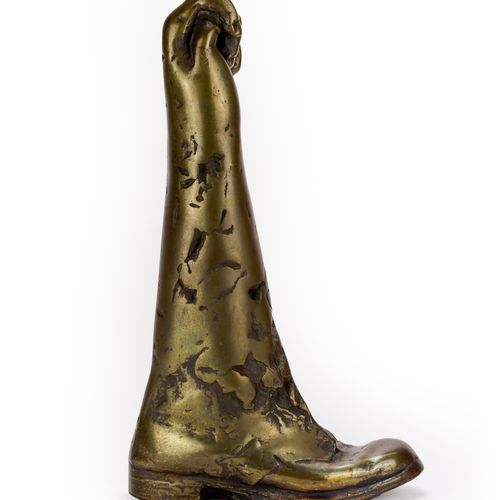 Stiefel mit Hand Rainer Kriester (1935 Plauen - 2002 Castellaro, Italy)
手靴，青铜，尺寸&hellip;