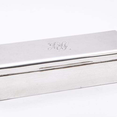 Tisch-Zigarettendose 
Table cigarette box
Dunhill, London, 925 silver hallmarked&hellip;