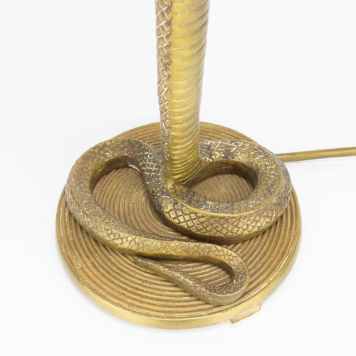 Kobralampe 
Lampada Cobra
Dopo Edgar Brandt (1880-1960), ciotola a forma di V in&hellip;