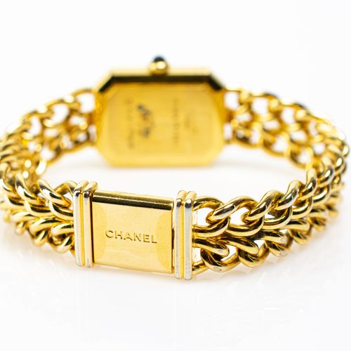 CHANEL 
Chanel
'Première'女士腕表 ，1987年，石英表，编号H 0001，精钢表壳，镀金，表壳尺寸为20毫米x26毫米，精钢表带，镀金&hellip;