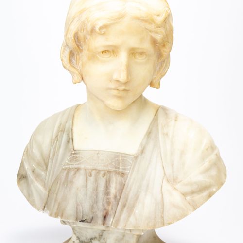 MÄDCHENBÜSTE Unknown artist (19th/20th c.)
Bust of a girl, France, 1900-1930, ma&hellip;