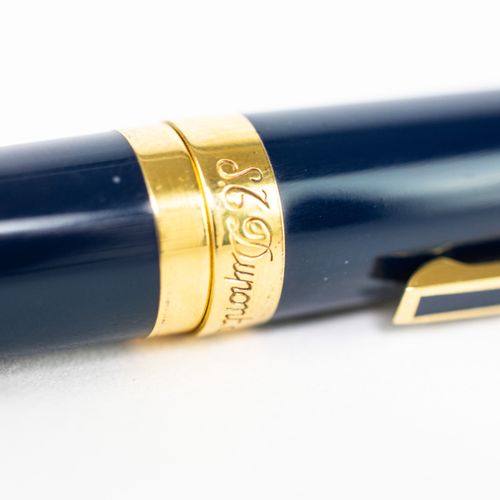 Dupont Füllfederhalter Dupont fountain pen
blue china lacquer and 925 silver, go&hellip;