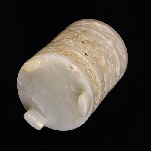 Null A Fine Qing Dynasty Carved Jade Brush Pot/Vase of cylindrical form. The pie&hellip;