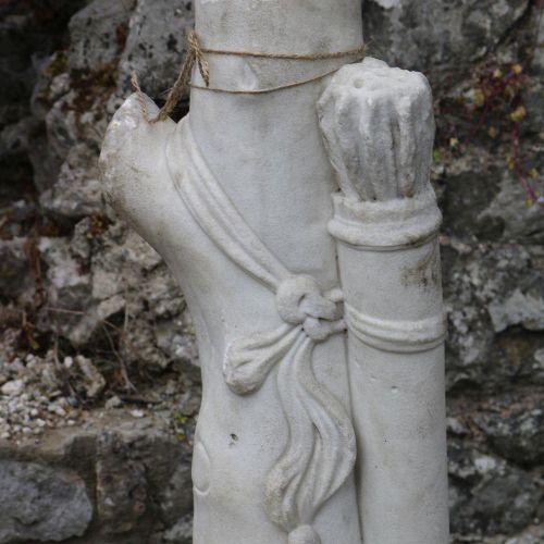 19TH-CENTURY MARBLE SCULPTED GARDEN FEATURE 19TH-CENTURY MARBLE SCULPTED GARDEN &hellip;