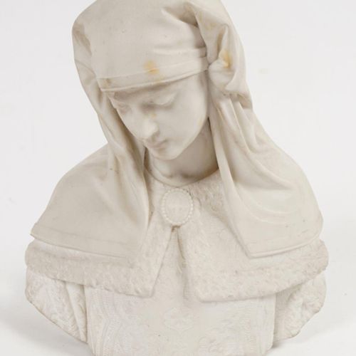 19TH-CENTURY MARBLE BUST 19TH-CENTURY MARBLE BUST Young woman wearing a headdres&hellip;