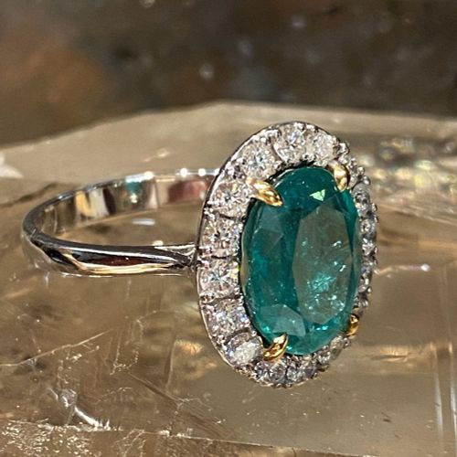 3.60 CT. NATURAL COLOMBIAN EMERALD RING 3.60 CT. BAGUE EMERAUDE COLOMBIENNE NATU&hellip;