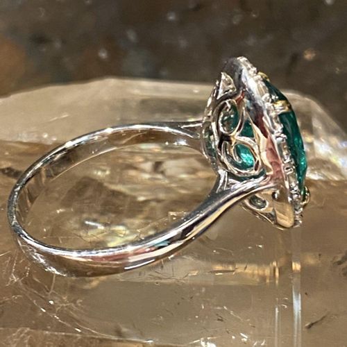 3.60 CT. NATURAL COLOMBIAN EMERALD RING 3.60 CT. BAGUE EMERAUDE COLOMBIENNE NATU&hellip;