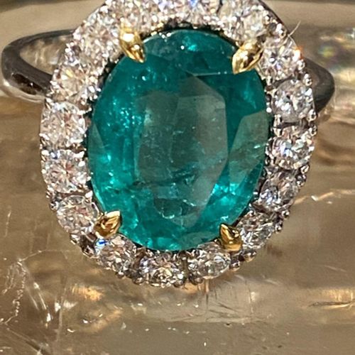 3.60 CT. NATURAL COLOMBIAN EMERALD RING 3.60 CT. BAGUE EMERAUDE COLOMBIENNE NATU&hellip;