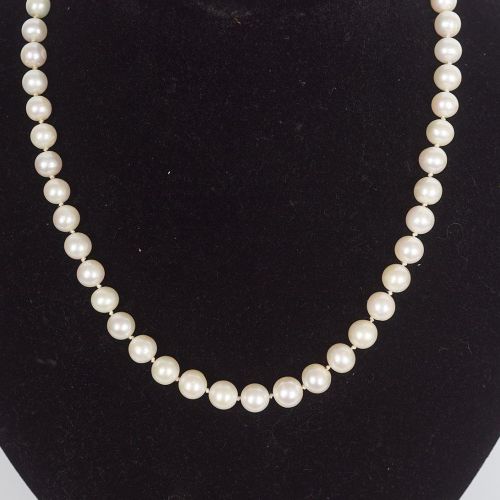 53 CULTURED FRESHWATER PEARL NECKLET 53 养殖淡水珍珠项链（约7.0 - 8.7毫米），银镀金（925）镂空榄尖形扣。毛重&hellip;