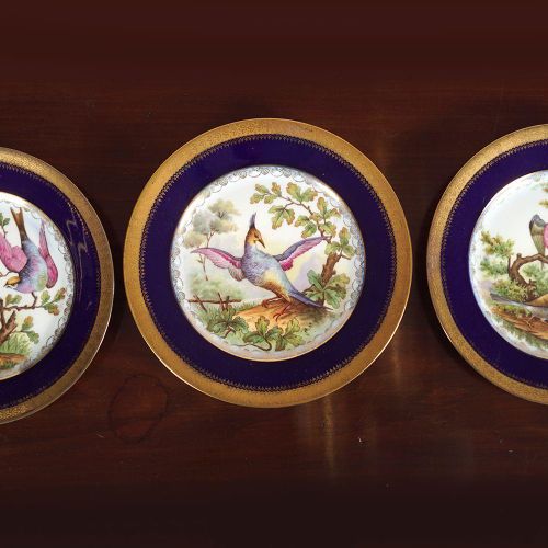 3 19TH-CENTURY CONTINENTAL PORCELAIN PLATES 3 19TH-CENTURY CONTINENTAL PORCELAIN&hellip;