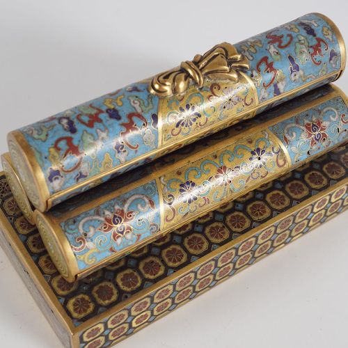 18TH/19TH-CENTURY CHINESE CLOISONNE SCHOLAR'S BOX SCATOLA CLOISONNE CINESE DEL X&hellip;