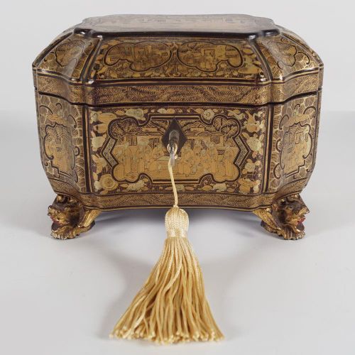 EARLY 19TH-CENTURY CHINESE LACQUERED BOX BOÎTE LACQUÉE CHINOISE DU PREMIER SIÈCL&hellip;