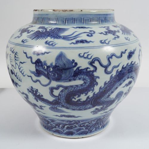 LARGE CHINESE BLUE & WHITE GUAN JAR LARGE CHINESE BLUE & WHITE GUAN JAR painted &hellip;