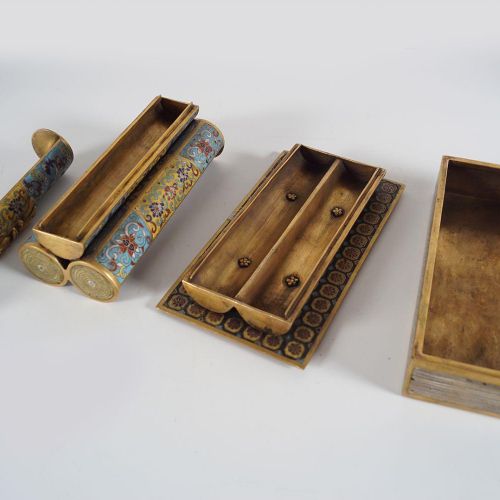 18TH/19TH-CENTURY CHINESE CLOISONNE SCHOLAR'S BOX BOÎTE DE SCHOLAR EN CLOISONNE &hellip;