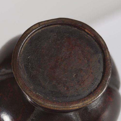 18TH-CENTURY CHINESE BRONZE VASE jarrón de bronce chino del siglo xviii de forma&hellip;