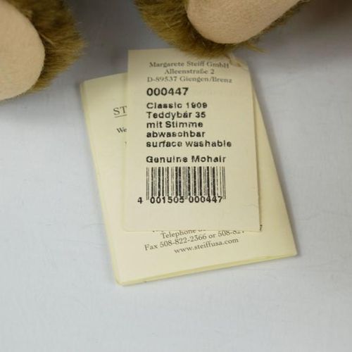 Null Un oso de peluche clásico de mohair Steiff en su caja original junto con un&hellip;