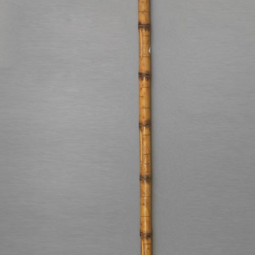 Null Bastón siglo XX. En madera de caña, 88,50 cm. Long. A 20th century walking &hellip;