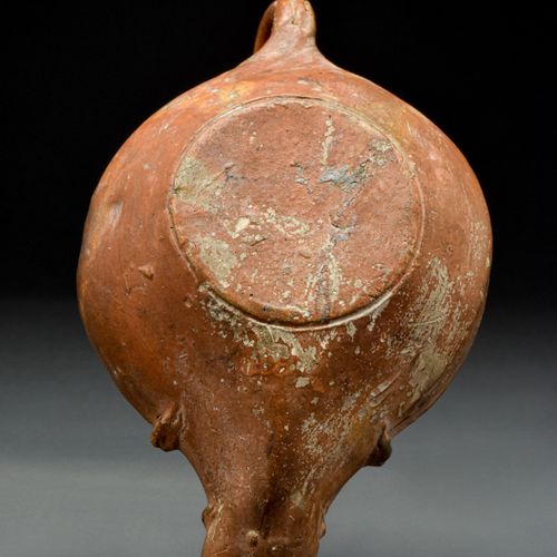 ROMAN TERRACOTTA OIL LAMP WITH EROTIC SCENE Ca. 100-200 AD.

A terracotta oil la&hellip;