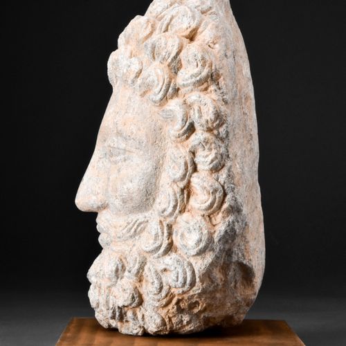 GANDHARAN HEAD OF HERCULES Ca. 100-200 D.C. 
Cabeza de Hércules de esquisto con &hellip;