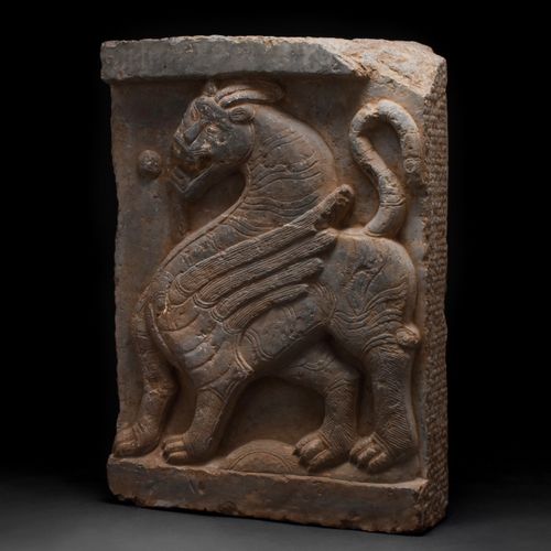 CHINESE HAN DYNASTY STONE RELIEF WITH DRAGON Ca. 202 V. CHR. - 220 N. CHR. 
Ein &hellip;