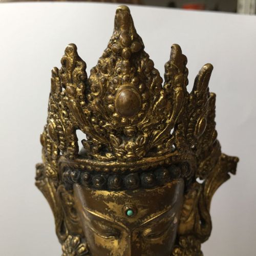 Grande figure debout en bronze doré sino-tibétain d'Avalokiteshvara, XVIIe siècl&hellip;