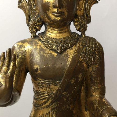 Grande figure debout en bronze doré sino-tibétain d'Avalokiteshvara, XVIIe siècl&hellip;