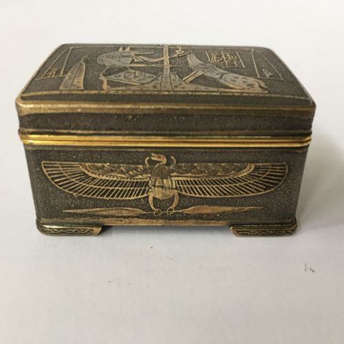 Null Two Komai style small pill boxes, late 19th early 20th century, one decorat&hellip;