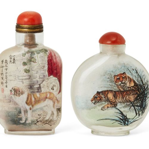 Null A Chinese inside-painted glass snuff bottle decorated with a St Bernard sta&hellip;