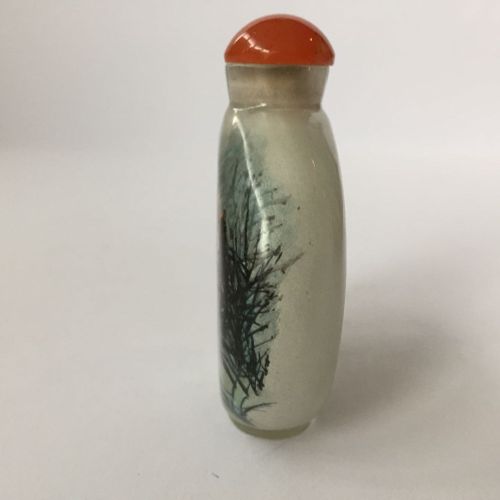 Null A Chinese inside-painted glass snuff bottle decorated with a St Bernard sta&hellip;