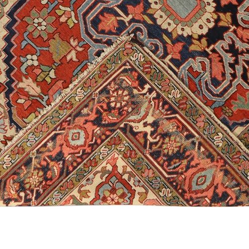 Null A Persian Heriz rug, second quarter 20th century, the central geometric flo&hellip;