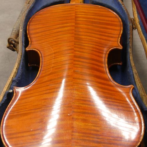 Violon Copie de Antonio Stradivarius, Cremonentis 1721. Violon avec archer et co&hellip;