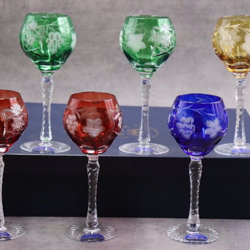 Les trois toques The three hats. Suite of six wine glasses out of cut crystal co&hellip;