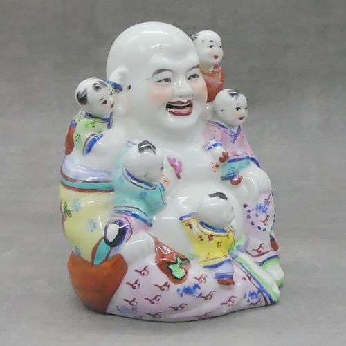 CHINE CHINE. Buddha en porcelaine blanche et polychrome. Accident à une tête rec&hellip;
