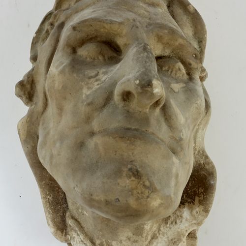 Null VOLTAIRE, (F.M. Arouet de). Plaster cast death mask. 19th c. 270 x 160 x 13&hellip;