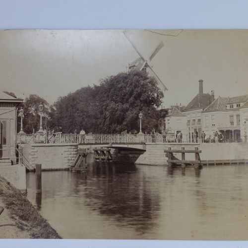 Null DELFT -- "BRUG aan de voormalige Rotterdamsche Poort te Delft. April 1893" &hellip;