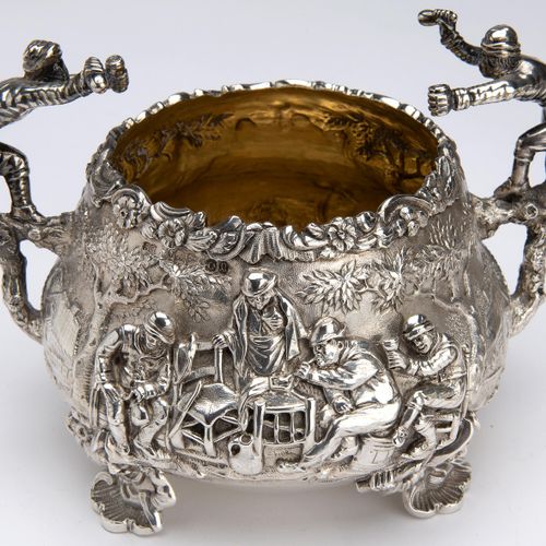 A five-piece silver tea service in the style of David Teniers 大卫-泰尼尔斯风格的五件套银质茶具，&hellip;